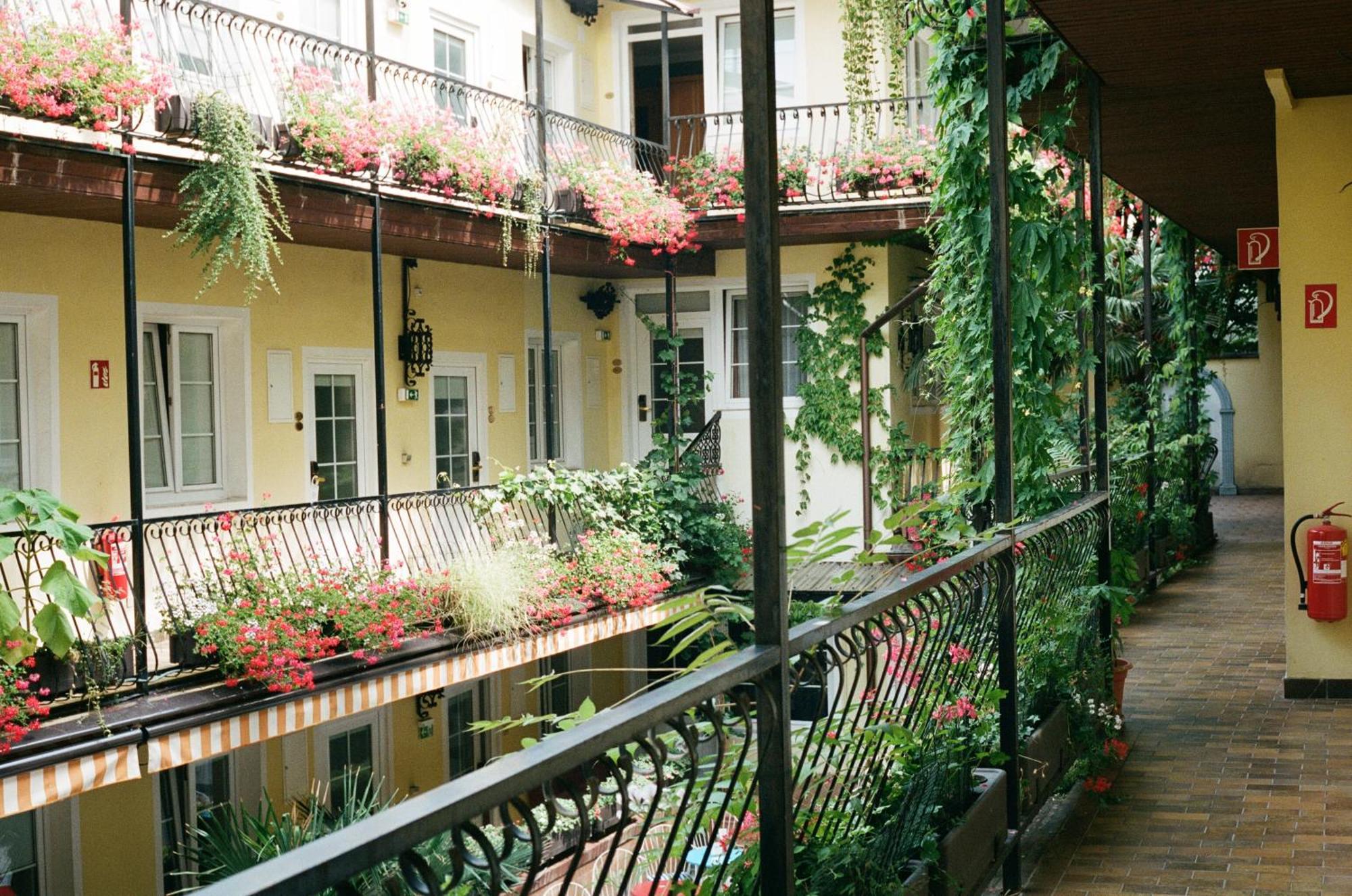 Hotel Am Brillantengrund เวียนนา ภายนอก รูปภาพ